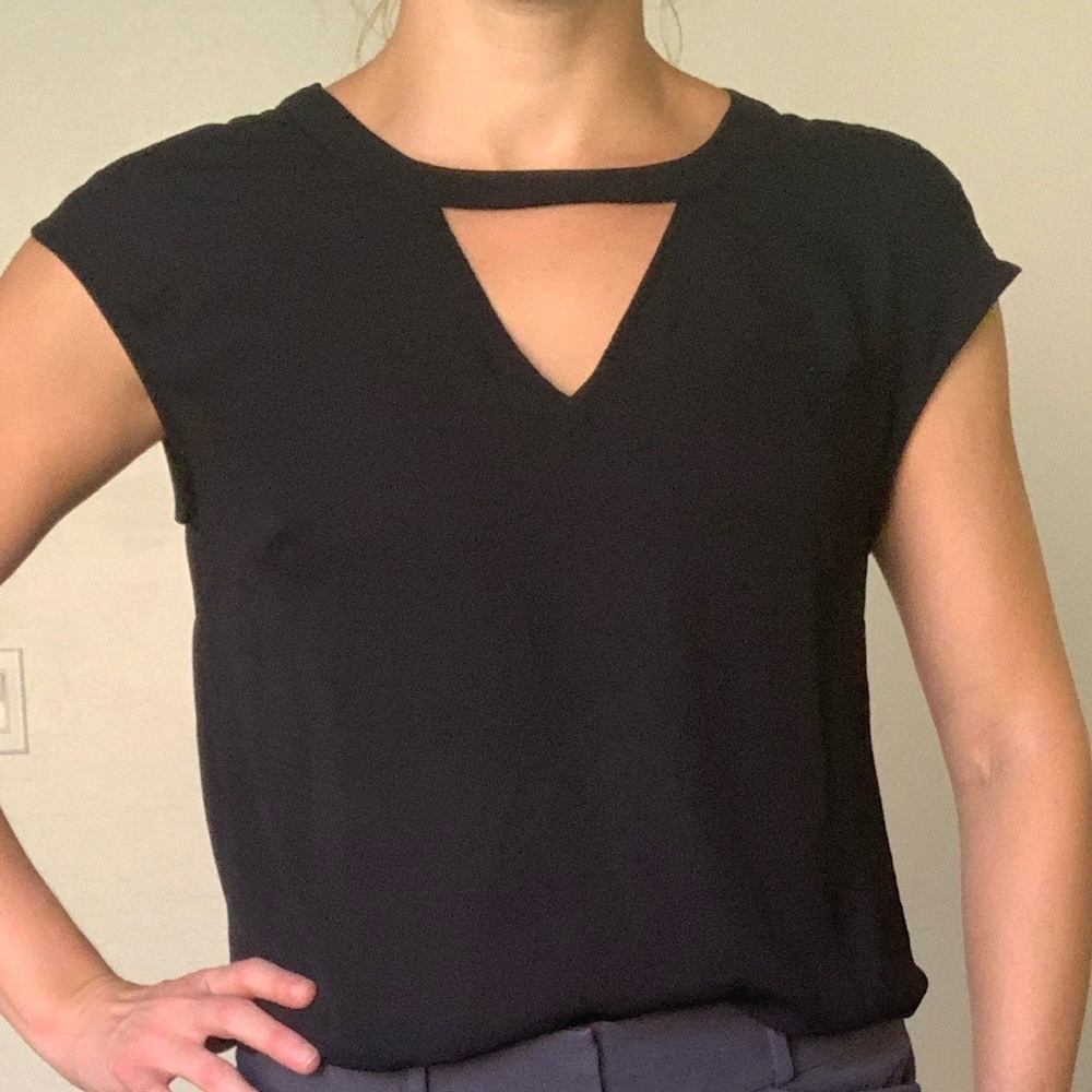 Black DR2 Keyhole Neck Blouse M